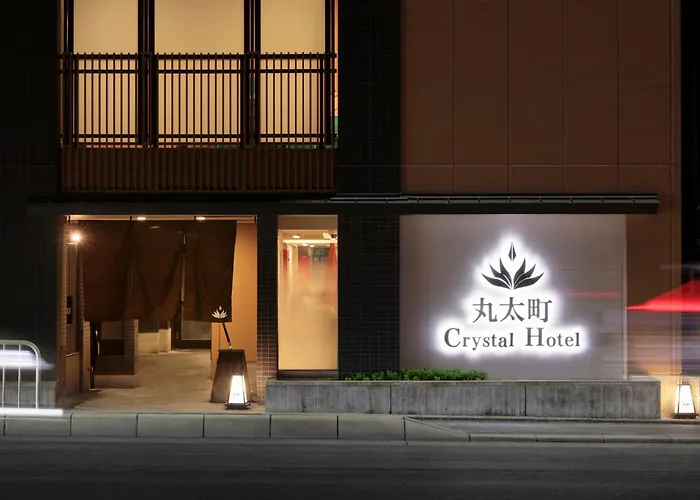Marutamachi Crystal Hotel